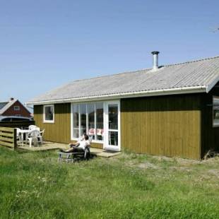 Фотографии гостевого дома
Two-Bedroom Holiday home in Thisted 3