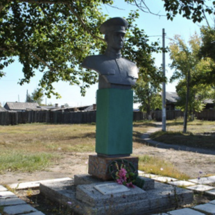 Фотография памятника Памятник-бюст Виталию Шамсутдинову