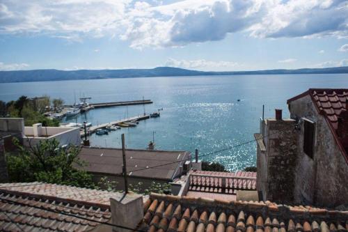 Фотография гостевого дома Holiday house with WiFi Novi Vinodolski - 12241