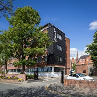 Фотографии апарт отеля
Roomzzz Chester City