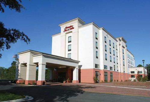 Фотография гостиницы Hampton Inn & Suites Chesapeake-Battlefield Boulevard