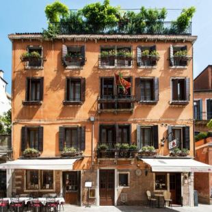 Фотография гостиницы Hotel Agli Alboretti