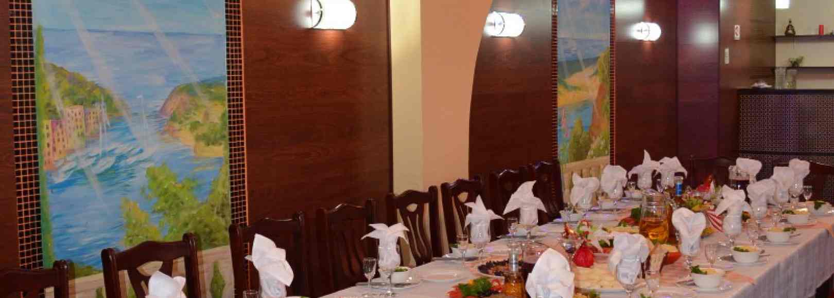 Фотография банкетного зала Русь