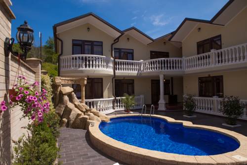 Фотографии мини отеля
Амфора