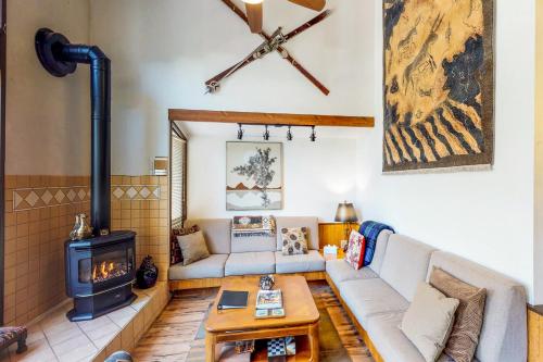 Фотография гостевого дома Squaw Valley Views Condo #15