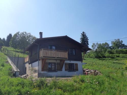 Фотография гостевого дома Le chalet du Brabant à 200 mètres des pistes