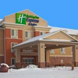 Фотография гостиницы Holiday Inn Express Hotel & Suites Council Bluffs - Convention Center Area, an IHG Hotel