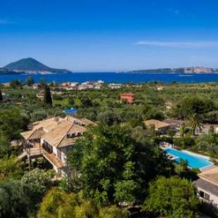 Фотографии апарт отеля
Thanos Village