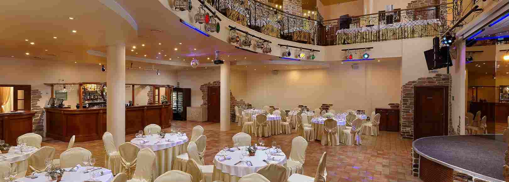 Фотография банкетного зала Большой зал ресторана Дворянин