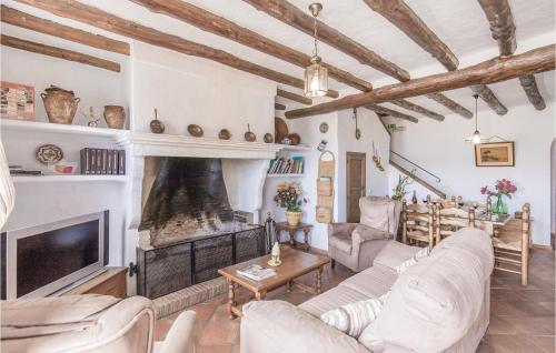 Фотография гостевого дома Three-Bedroom Holiday Home in Zahara de la Sierra