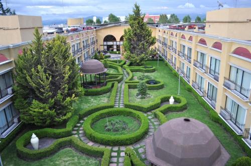 Фотография гостиницы Courtyard Toluca Airport