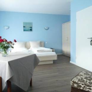 Фотографии гостиницы
Hotel Markgräfler Hof