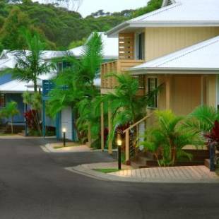 Фотографии базы отдыха
Flynns on Surf Beach Villas