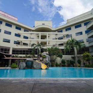 Фотографии гостиницы 
            Coral Bay Resort