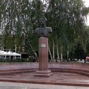 Фотография Памятник М.Е. Пятницкому