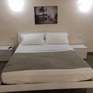 Фотографии мини отеля
Garibaldi Station 2punto0