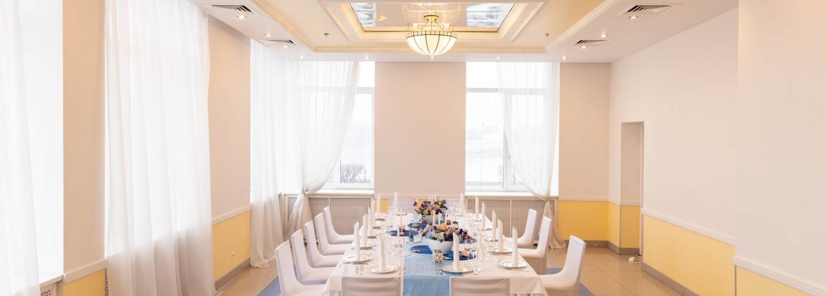 Фотография банкетного зала Малоохтинский зал