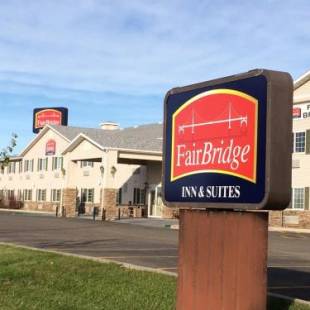 Фотографии гостиницы 
            Fairbridge Inn and Suites - Miles City