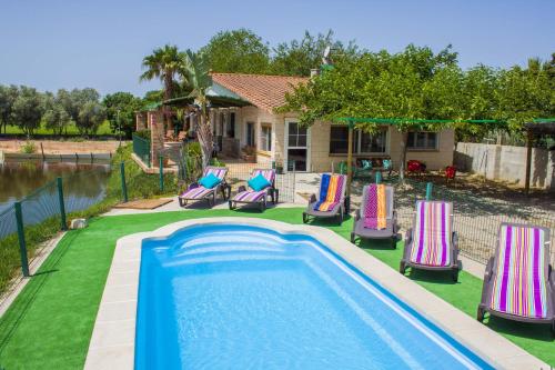 Фотография гостевого дома Holiday Home Paradise Ebro 1