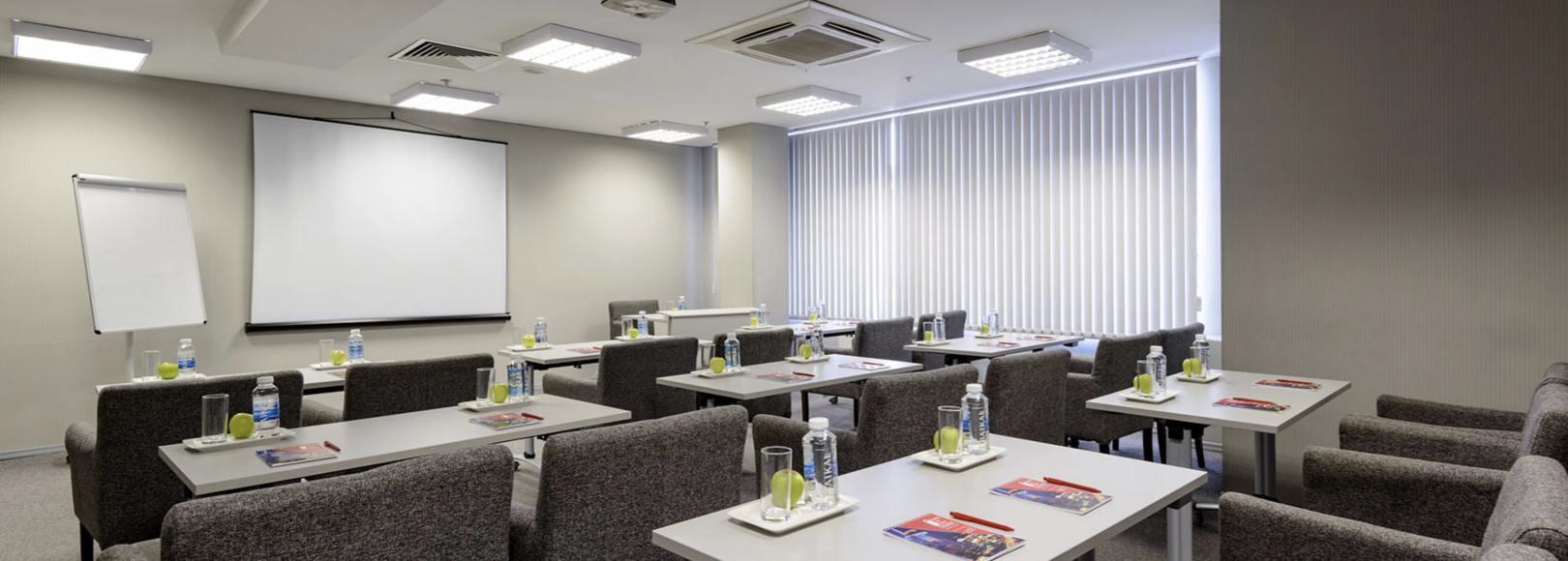 Фотография конференц-зала Январь