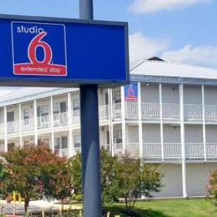 Фотографии гостиницы
Studio 6-San Antonio, TX - Lackland AFB