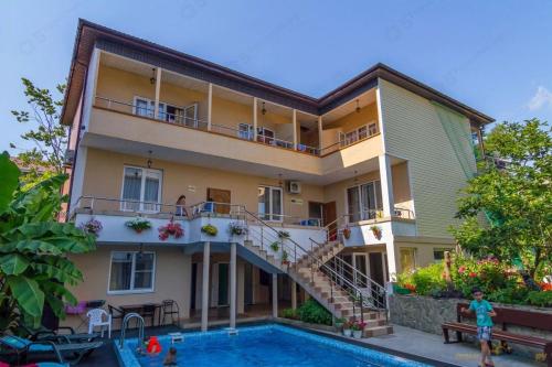 Фотографии гостевого дома
Виолетта