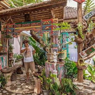 Фотографии хостела 
            Lovina Loca