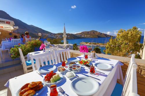 Фотография гостиницы Zinbad Hotel Kalkan