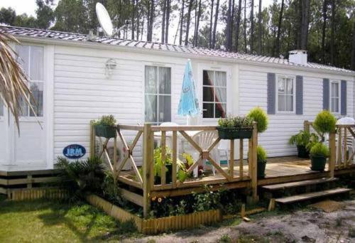 Фотография гостевого дома 2 bedrooms bungalow with shared pool enclosed garden and wifi at Pataias