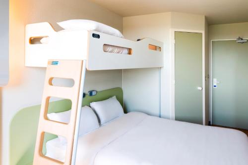 Фотография гостиницы Ibis Budget Clermont Ferrand - Le Brezet - Aeroport