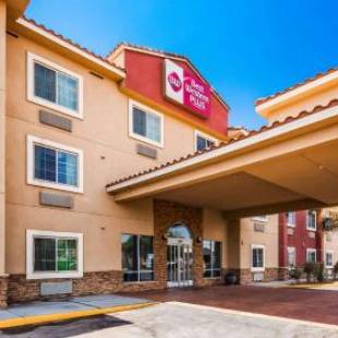 Фотографии гостиницы 
            Best Western Plus Main Street Inn