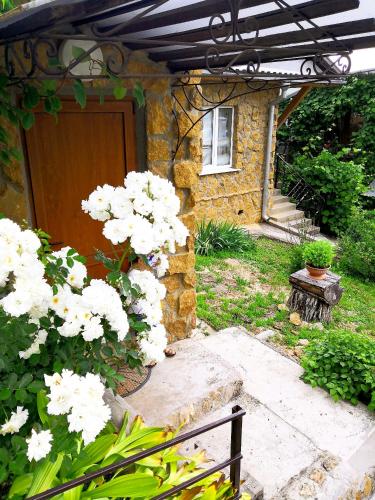 Фотография гостевого дома Коттедж На Пчелиной