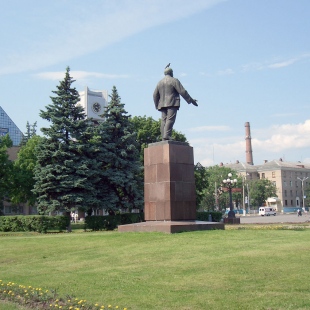 Фотография достопримечательности Центральная площадь Мира