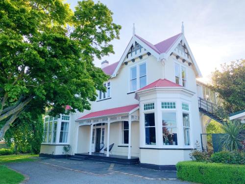 Фотография мини отеля The Vicarage Boutique Bed and Breakfast Oamaru