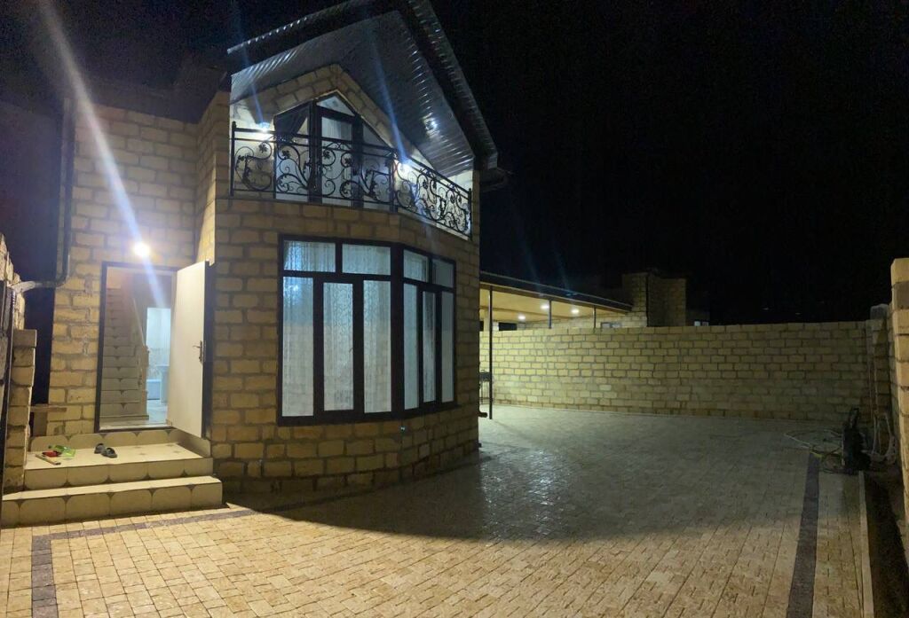 Фотография Коттеджа Частный Дом У моря 2