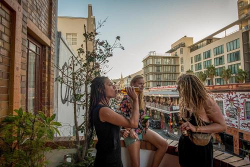 Фотография хостела Long Street Backpackers