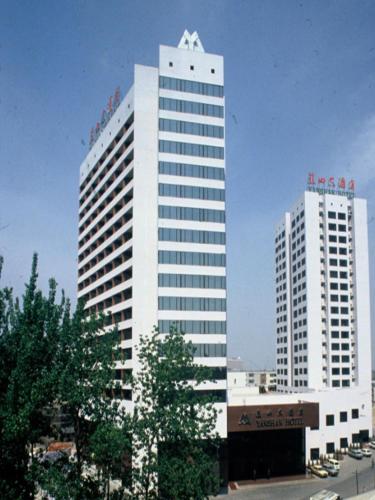 Фотография гостиницы Beijing Yanshan Hotel