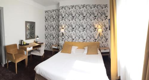 Фотография гостиницы Hotel Ajoncs d'Or