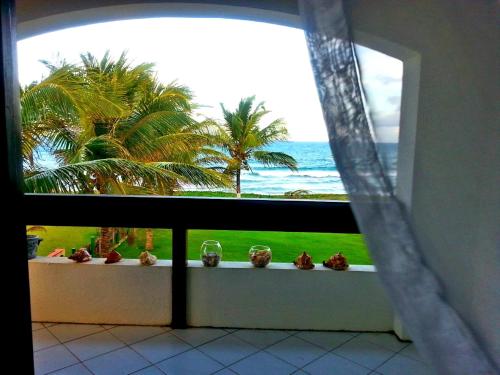 Фотография гостевого дома 6 SUÍTES FRENTE AO MAR casadegentefeliz