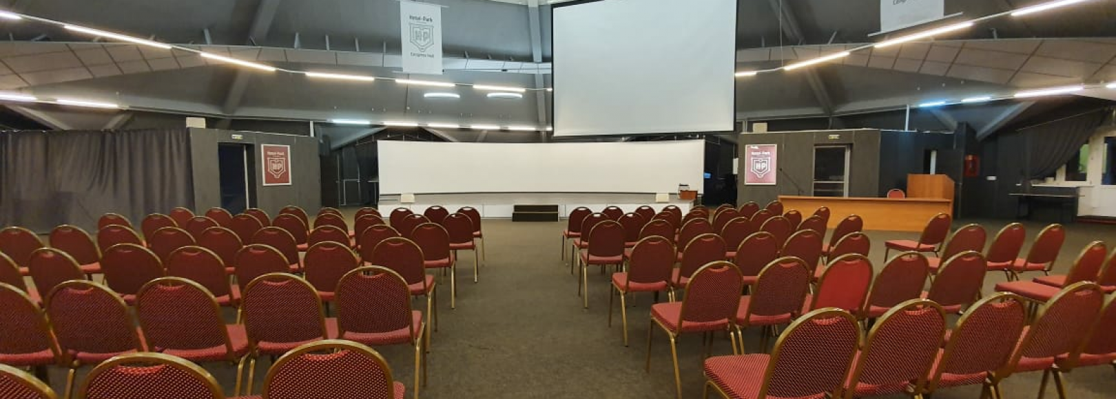 Фотография конференц-зала Конгресс-холл Отель Парк Крестовский