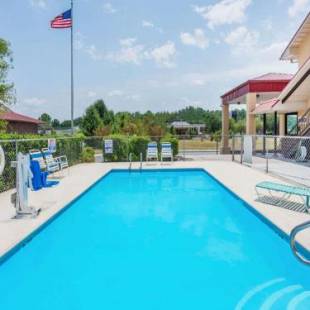 Фотографии мотеля
Super 8 by Wyndham Cleveland