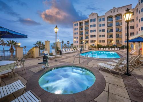 Фотография гостиницы Club Wyndham Oceanside Pier Resort