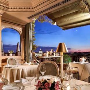 Фотографии гостиницы 
            Hotel Splendide Royal - Small Luxury Hotels of the World