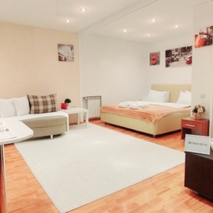 Фотография квартиры Апартаменты Тихая студия 33кв.м,джакузи,рядом станция подземного трамвая и ТЦ