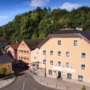 Фотографии гостиницы
Hotel Alt-Oberndorf