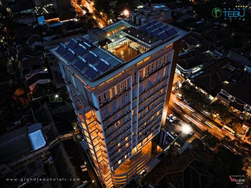 Фотография гостиницы Grand Tebu Hotel