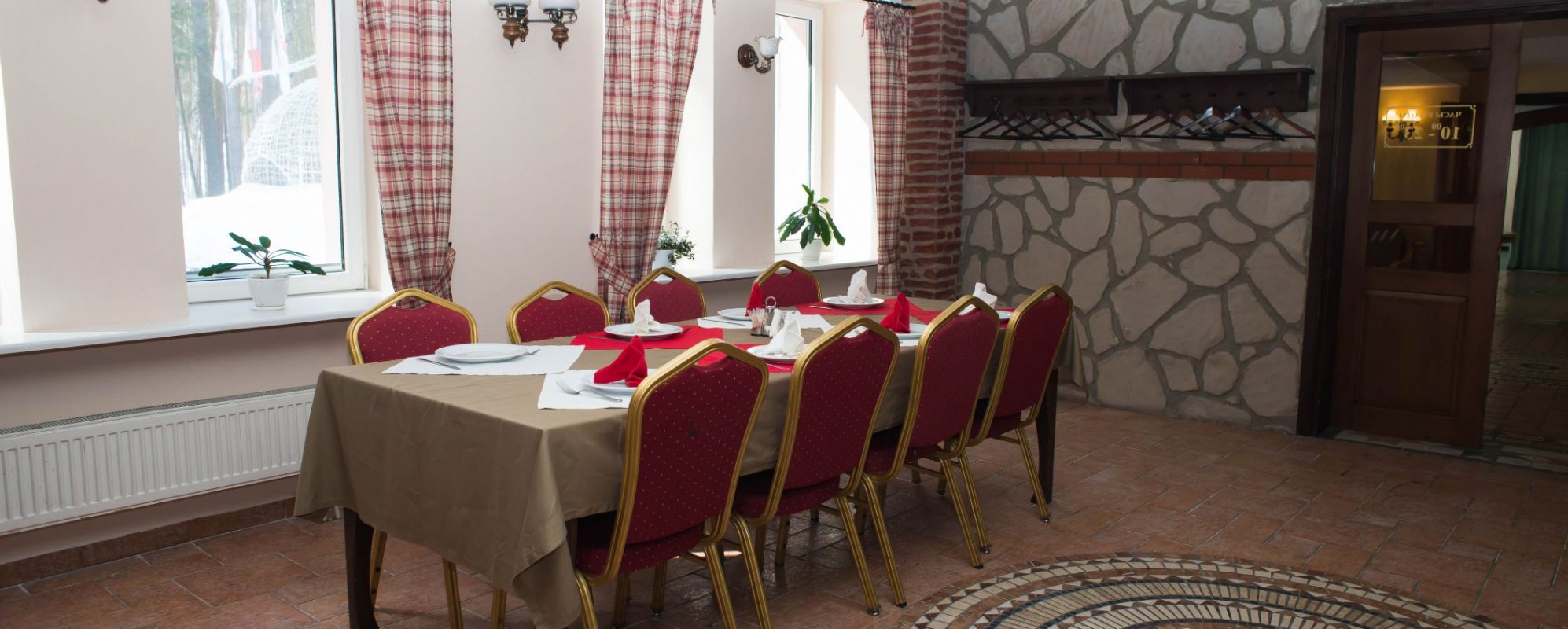 Фотографии банкетного зала Селен на 30 человек