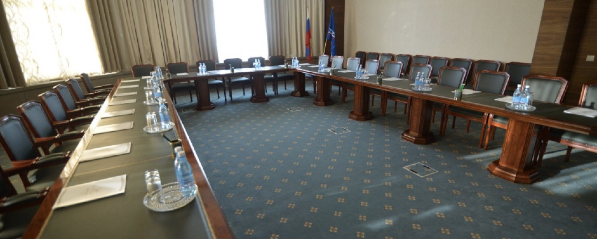 Фотографии конференц-зала Юрибей конференц-зал