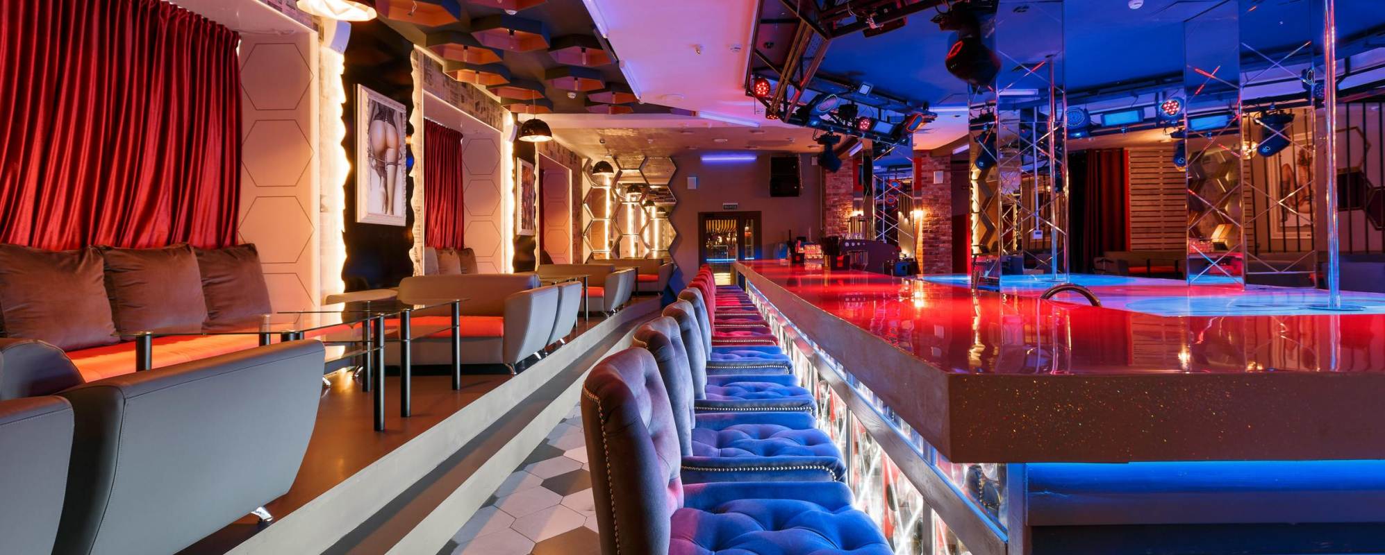 Фотографии банкетного зала Мужской ресторан Virgins Основной зал