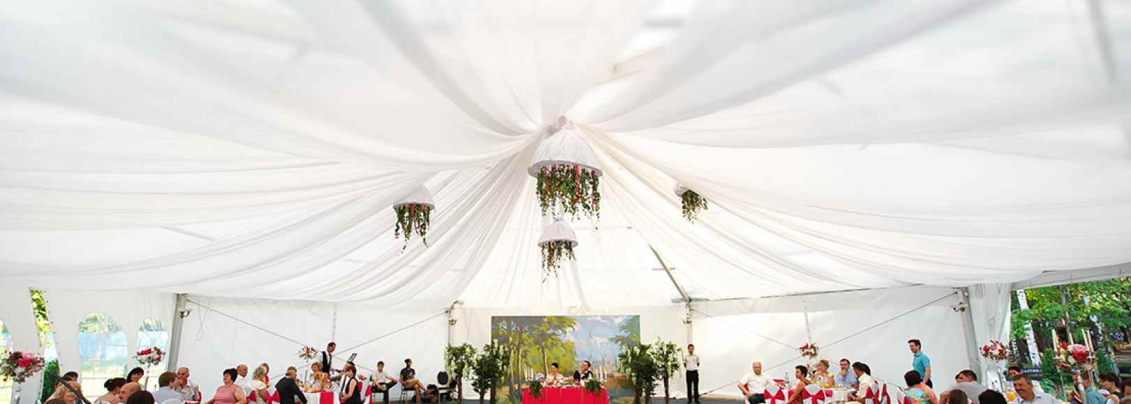 Фотография банкетного зала VIP шатёр